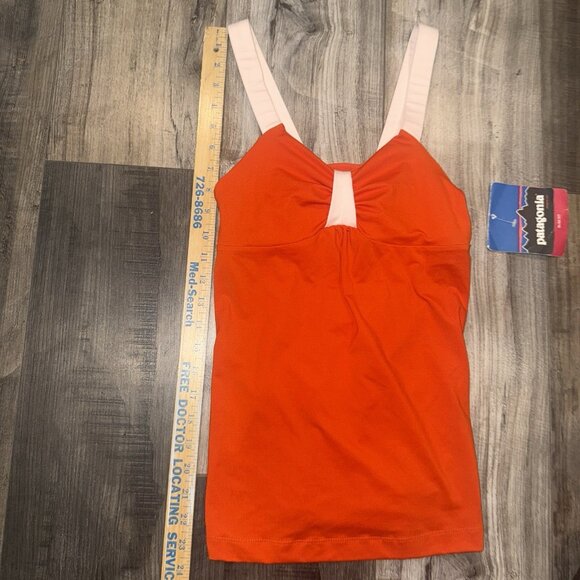Patagonia Tank Top Womens XS Racerback Athletic Shelf Bra Hiking Gym Orange - Picture 7 of 7